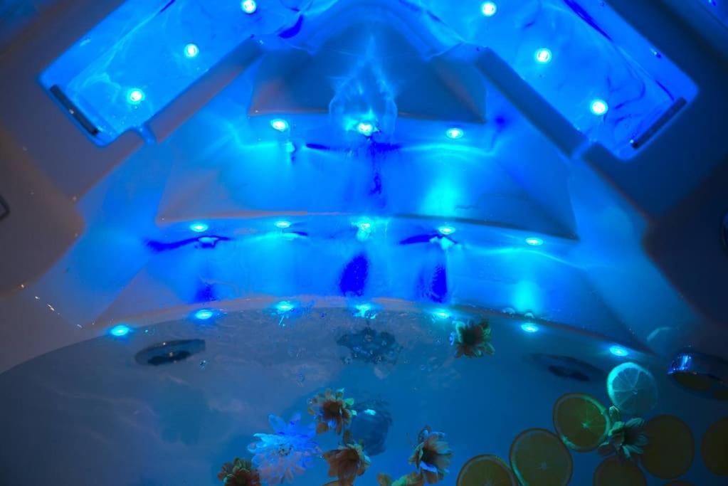Luxury Room Jacuzzi Centre Ville Haut De Gamme Mulhouse Esterno foto